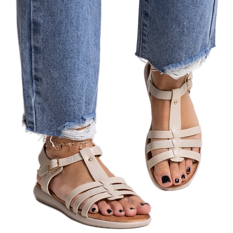 Bézs színű öko bőr szandál a Grimaldától