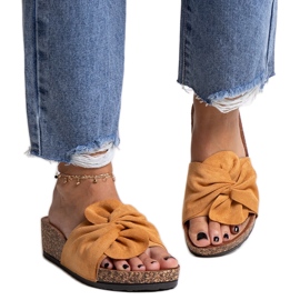 Barna papucs parafa Ghaza ékkel