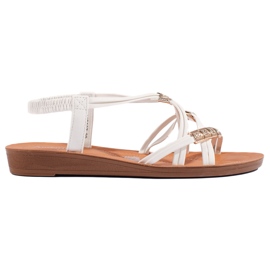 Fehér felbújós szandál átszőtt pántokkal