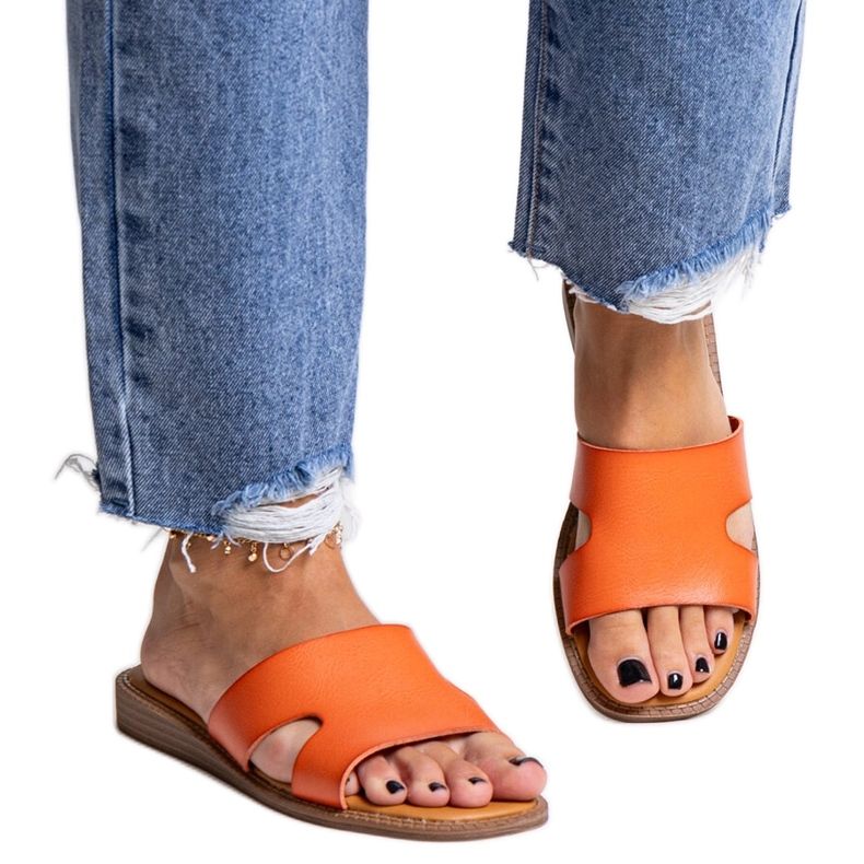 Öko bőrből készült narancssárga flip-flop a Kajetana-tól