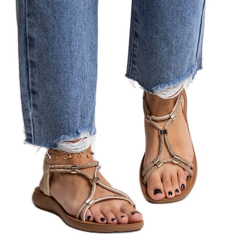 Leilana cirkóniákkal díszített arany szandál aranysárga