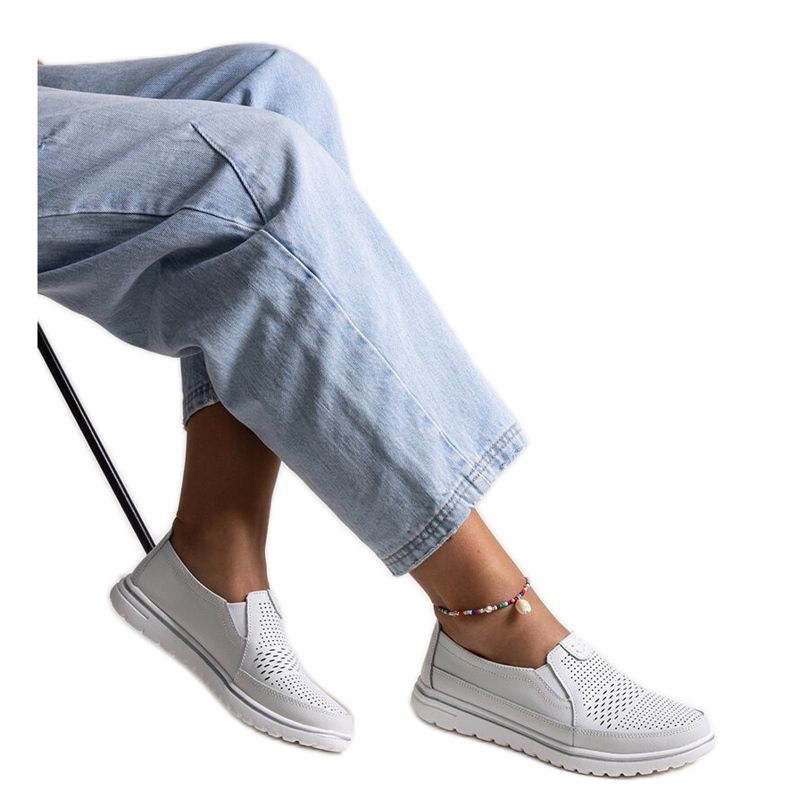 Vinceza fehér bőr cipő