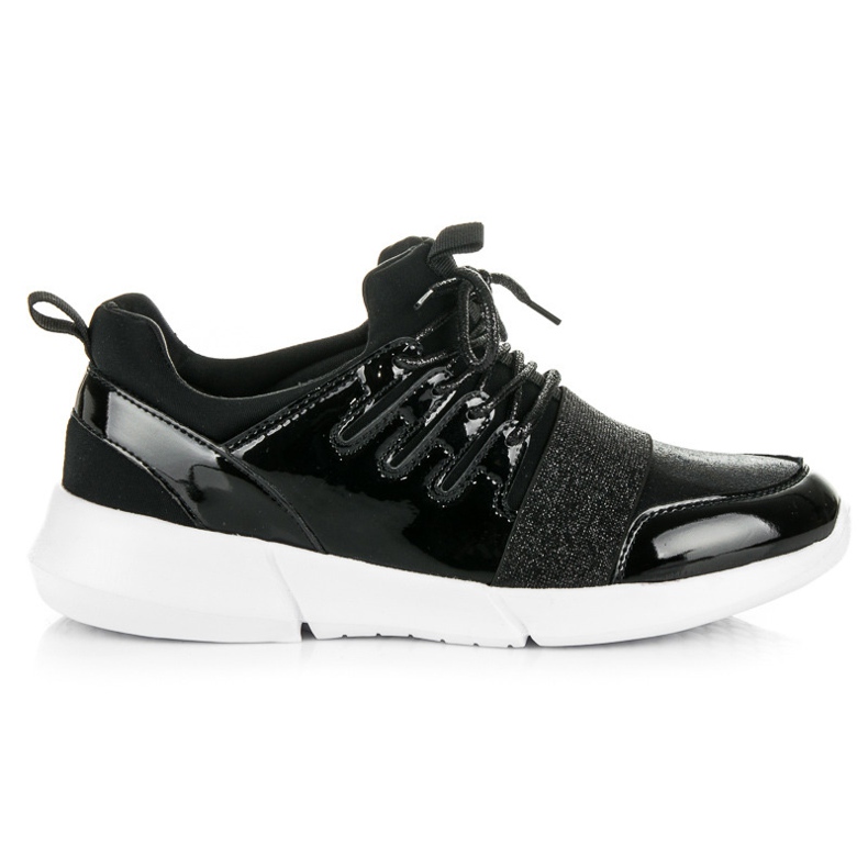 Lakkozott sportcipő fekete
