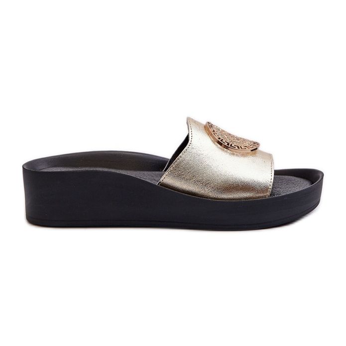 Zazoo 2920 női bőr ékflip-flip arany részletekkel, arany aranysárga