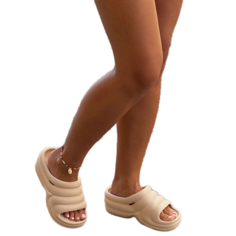 Sötétbézs masszív Amina papucs