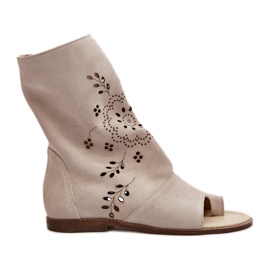 Zazoo 3437 női velúr szandál cipzárral, felső világos bézs színű Zazoo 3437 női velúr szandál cipzárral, felső világos bézs színű