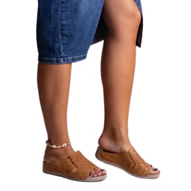 Barna perforált Marouna csúszdák