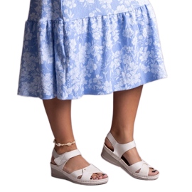 Bézs Kirane alacsony ékszandál