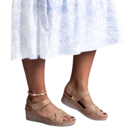 Bézs Kirane alacsony ékszandál Bézs Kirane alacsony ékszandál