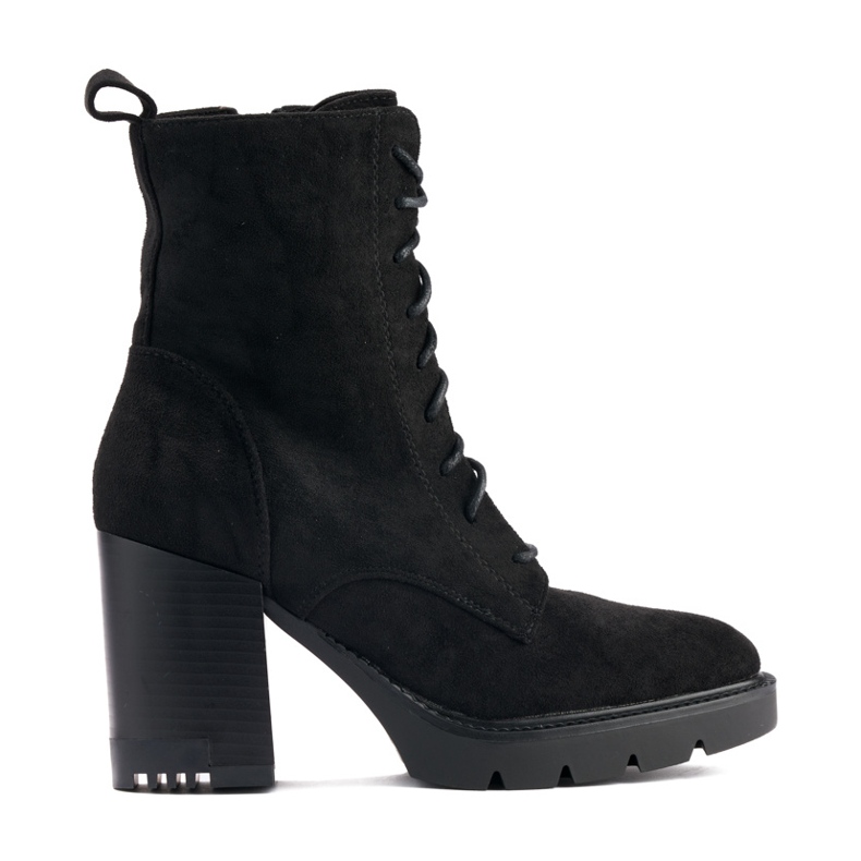 Fekete velúr fűzős bokacsizma