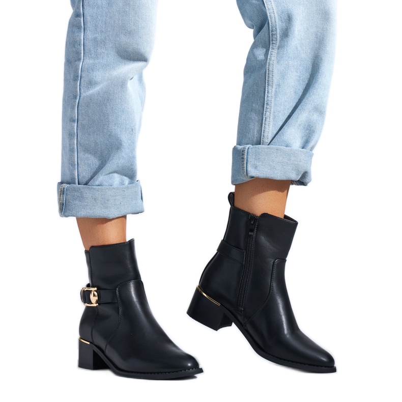 Fekete elegáns bokacsizma