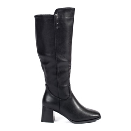 Fekete velúr magas sarkú csizma