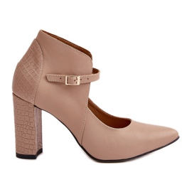 Bőr pumpák hegyes orrokkal, magas sarkú bézs színű Laura Messi 2832 Bőr pumpák hegyes orrokkal, magas sarkú bézs színű Laura Messi 2832