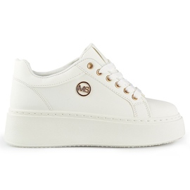 Fehér női tornacipő vastag talppal Fehér női tornacipő vastag talppal