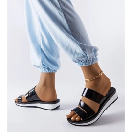 Elegáns lakkbőr fekete női fűzős cipő Elegáns lakkbőr fekete női fűzős cipő