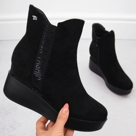 Hőszigetelt női ékcsizma cirkóniával, fekete T.Sokolski Z23-369 Hőszigetelt női ékcsizma cirkóniával, fekete T.Sokolski Z23-369