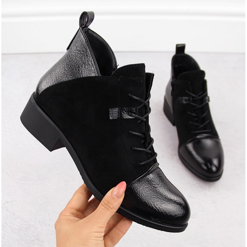 M. DASZYŃSKI Női velúr szigetelt fekete bokacsizma M.Daszyński MR2458-7