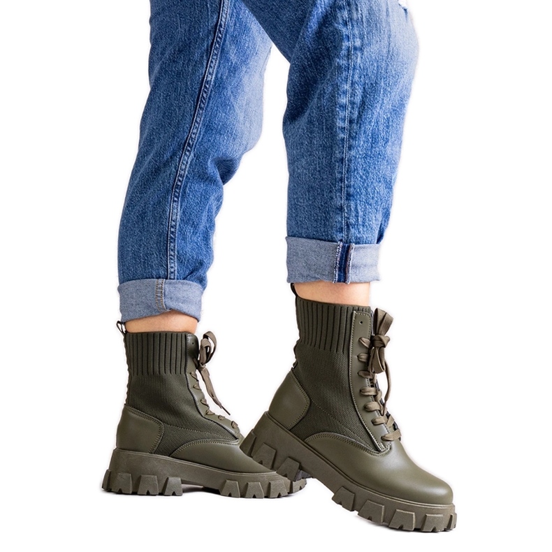 Zogba zöld csizma rugalmas felsőrésszel