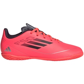 Adidas F50 Club IF1393 futballcipőben piros
