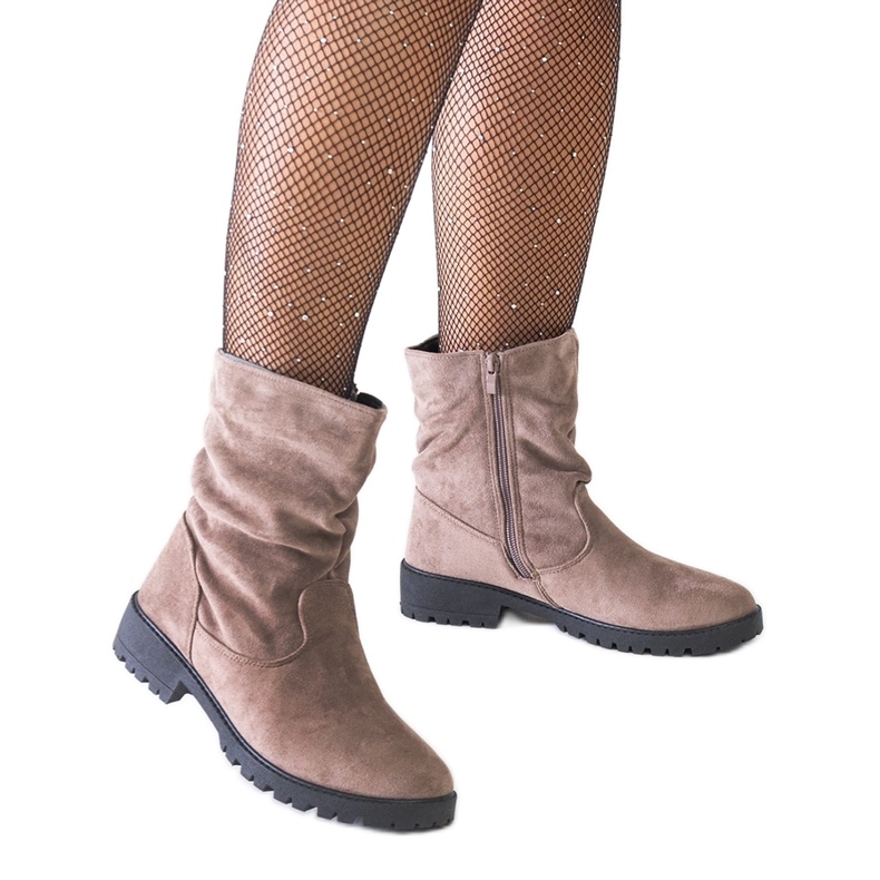 Barna ráncos bokacsizma öko-velúr Hinda-ból