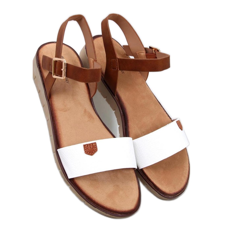 Almera Fehér női szandál - Inello