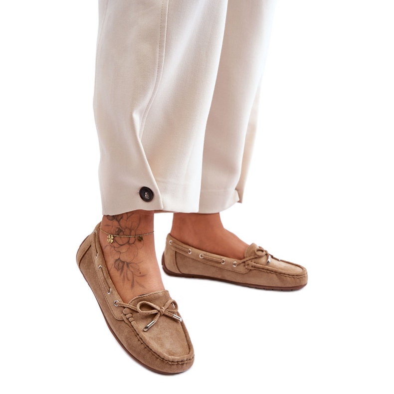 Barna női mokaszin masnival