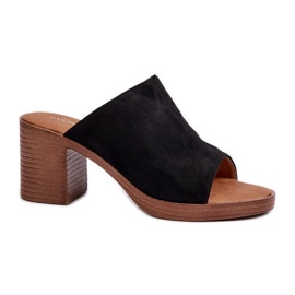 Elegáns fekete magas sarkú papucs