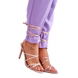 Bézs színű, fűzős, magas sarkú szandál Bézs színű, fűzős, magas sarkú szandál