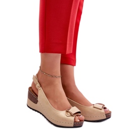 Bézs színű női ékszandál Bézs színű női ékszandál