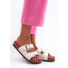 Step in style Szandál papucsok Cortina DZ121-9 modell fehér - Lépjen stílusosan