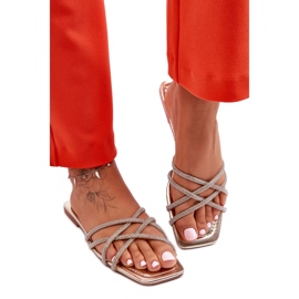 Step in style Szandál-flip-flop Leomi 5628-2 CLA-1 Gold modell - Lépjen stílusosan sárga