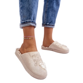 Papucs Modell MD6003 Bézs Papucs Modell MD6003 Bézs