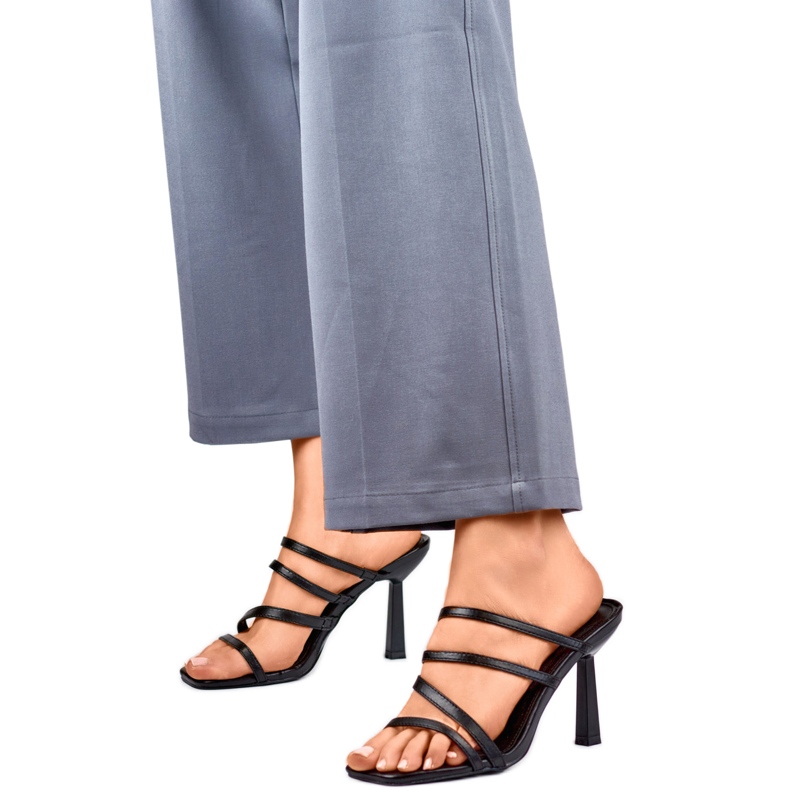 Elegáns női papucs 4772B fekete