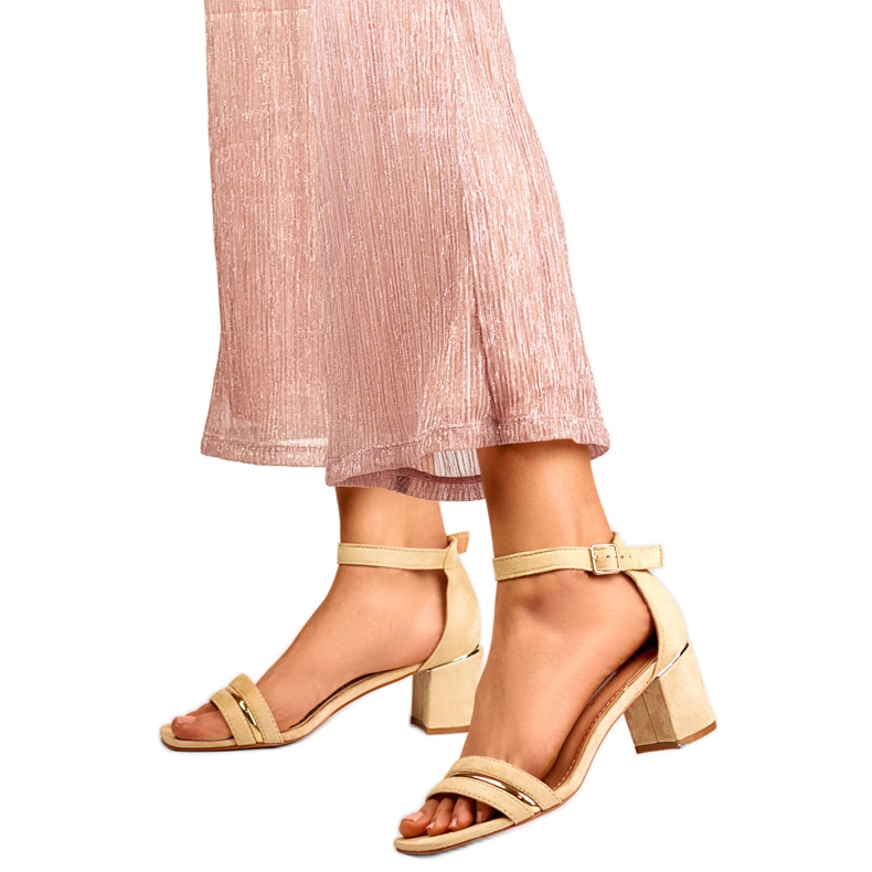 Női szandál 7212BE bézs Női szandál 7212BE bézs