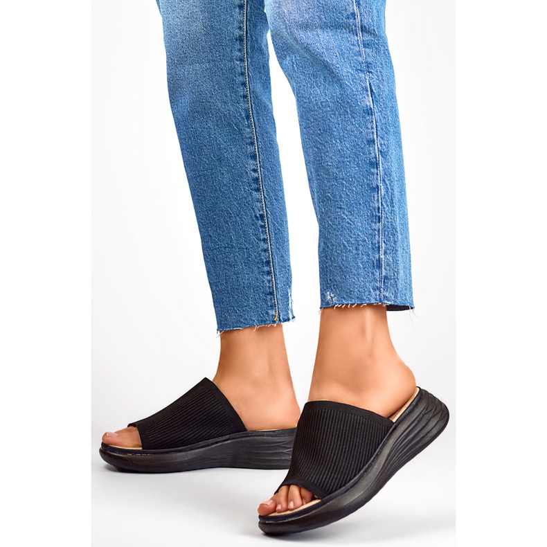 Szandál Flip-flop G3188-1B modell fekete - PRIMO