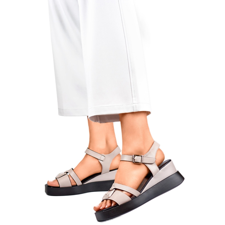 Női szandál GD-LH2001T Bézs