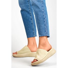 Szandál Flip-flop G3188-7BE Bézs modell - PRIMO