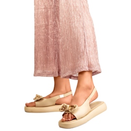 Női szandál masnival LX2350BE bézs