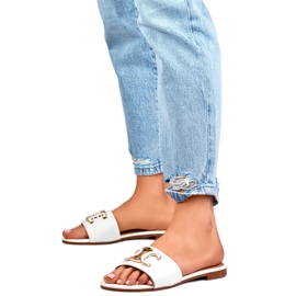 Női papucs 5174W, díszítéssel fehér