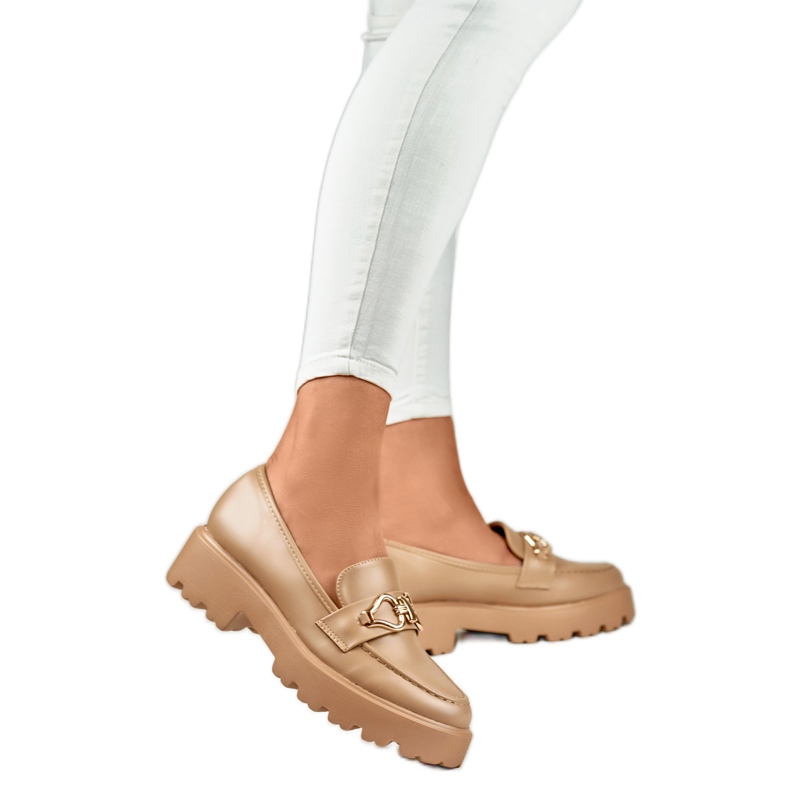 Női cipő díszítéssel B2733KH barna