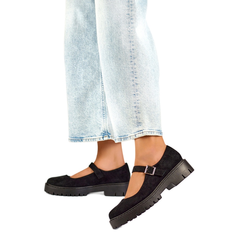 Cipő Modell 2720-1B fekete Cipő Modell 2720-1B fekete