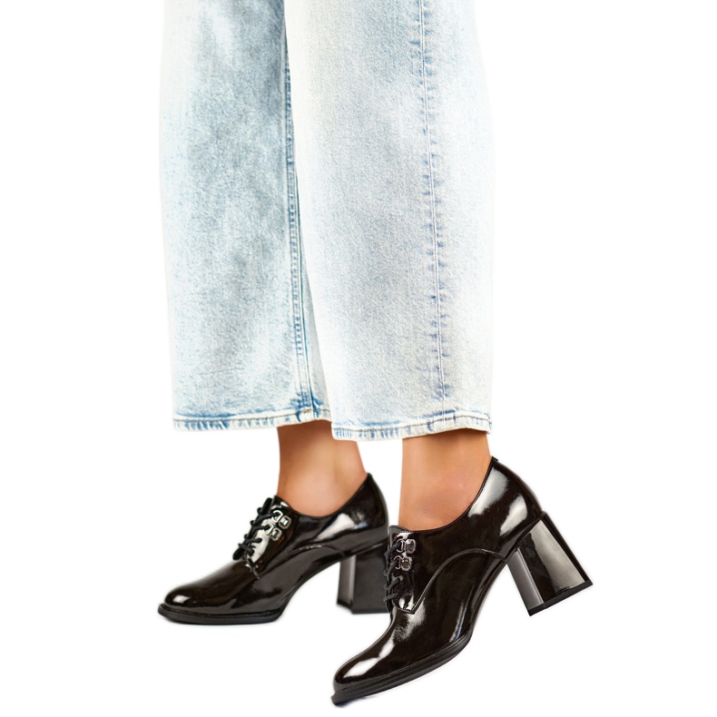 Női cipők 24-63510B fekete