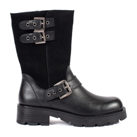 Női fekete bőr bokacsizma a platformon Sergio Leone csíkokkal díszítve