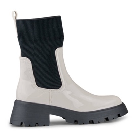 Női lakkozott bokacsizma elasztikus felsőrésszel, bézs DES925M-BE