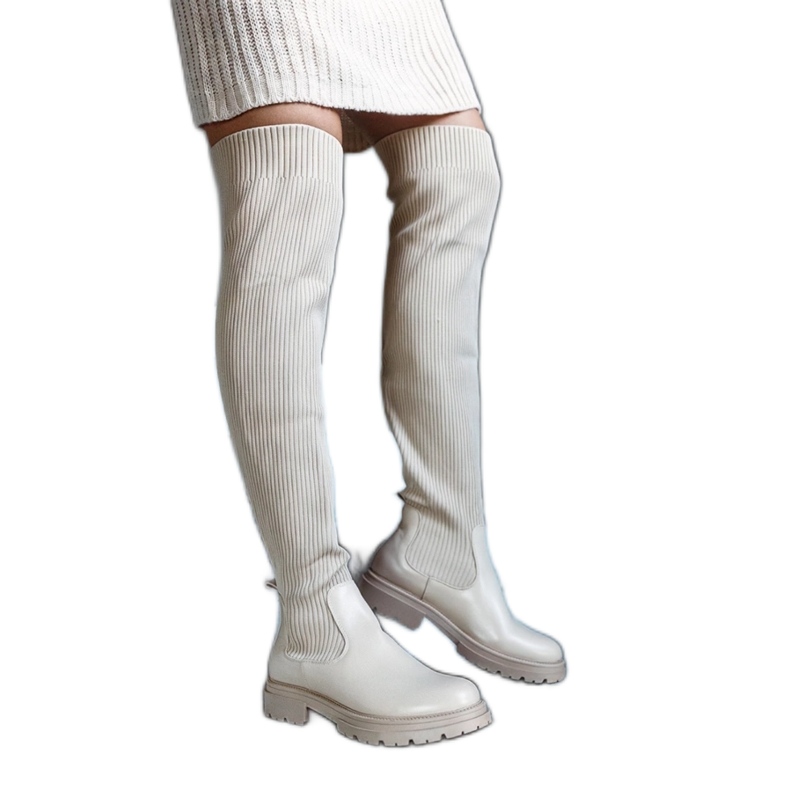 Bézs színű hosszú csizma Daryl elasztikus felsőrésszel