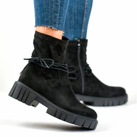 Női bokacsizma elasztikus felsőrésszel, fűzős, fekete DE1127S-B
