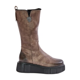 Zazoo 70121 barna bőr női csizma gyapjúval