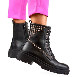 Női sziklacsizma szegecsekkel, fekete CH2320B