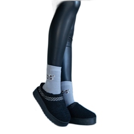 Fekete platform hócsizma alacsony felsőrésszel és hímzett Greene mintával