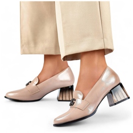 Női elegáns lakkcipő magas sarkú, bézs színű GD-FL479-D.BE